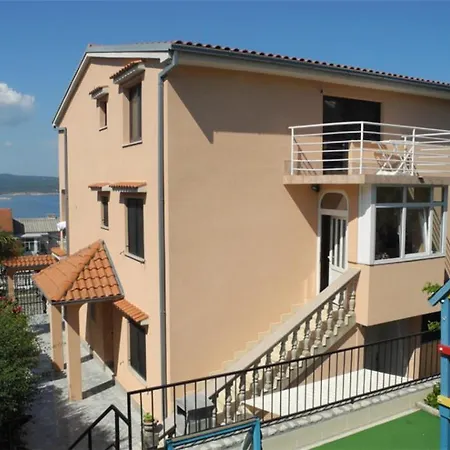 Apartment Elma 21 Pax Groundfloor Crikvenica