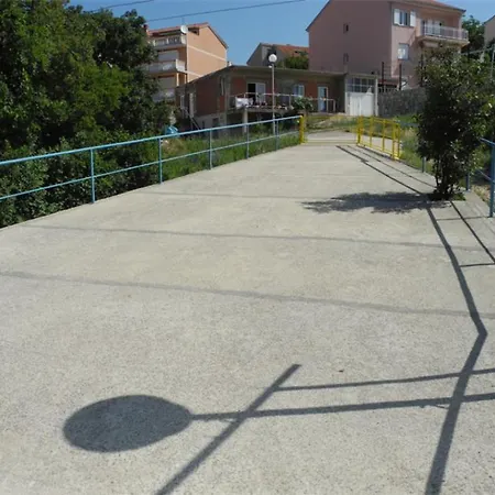 Apartment Elma 21 Pax Groundfloor Crikvenica